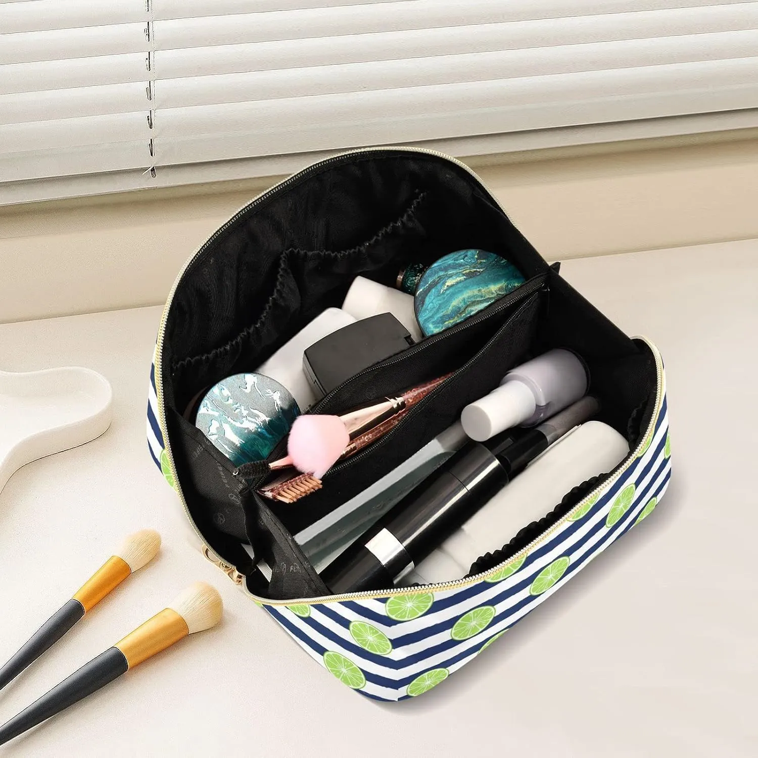 ALAZA Tropical Lime Slice Stripe Makeup Bag Travel Cosmetic Bag Portable Zipper Cosmetic Pouch with Handle and Divider for Women Collage Dorm Business Trip
