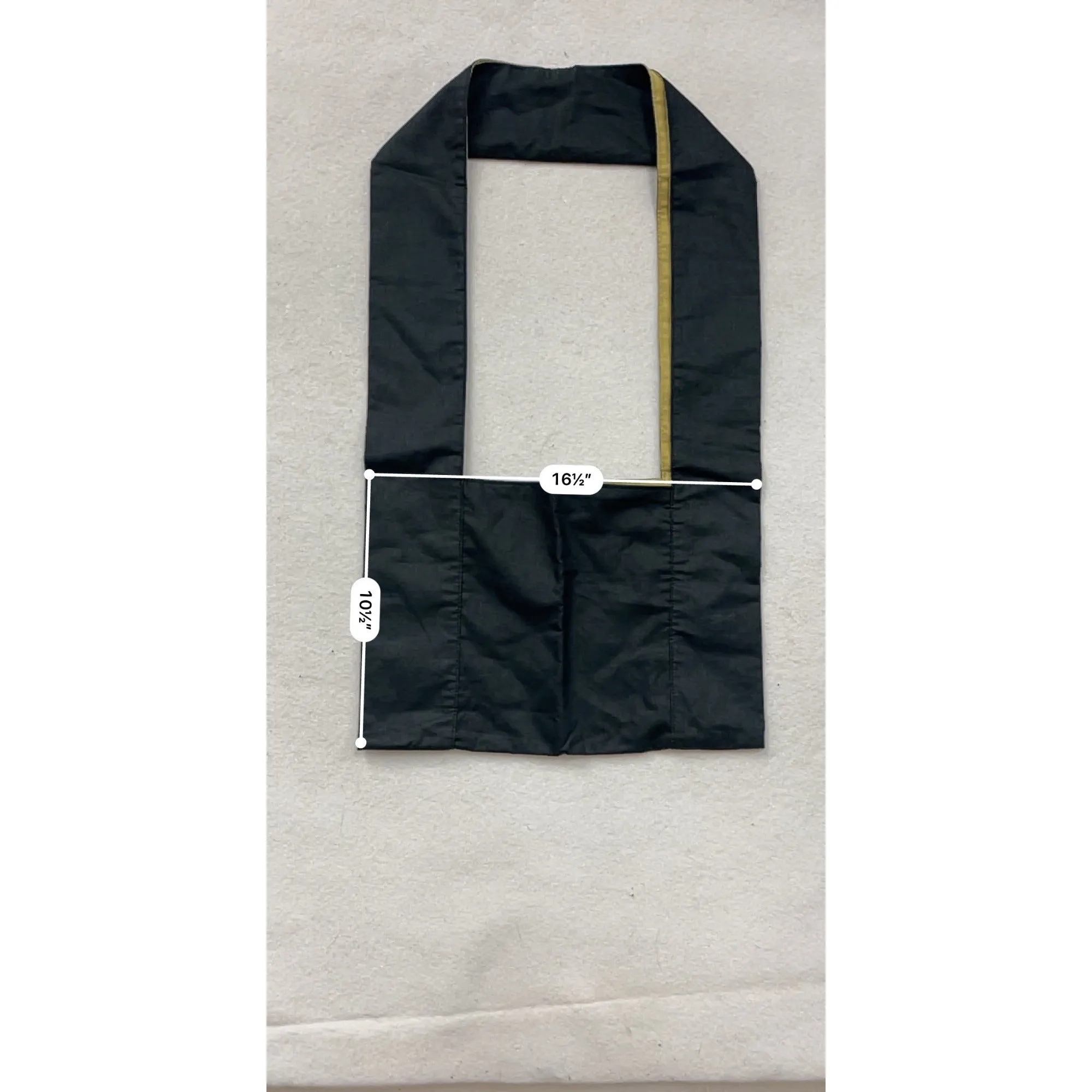 Black & Gold Aveda Tote Bag With Open Center #8249
