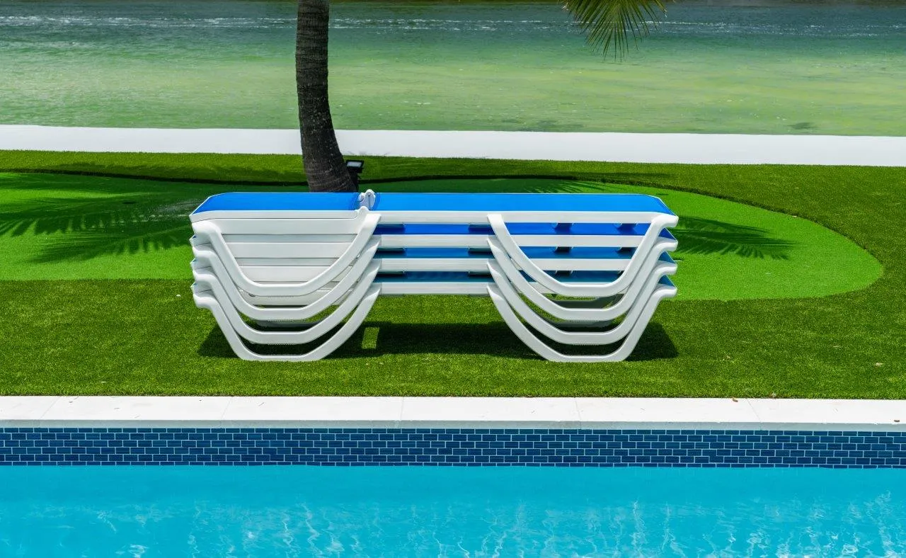 Florence Set of 2 Chaise Lounger - White - Blue Sling