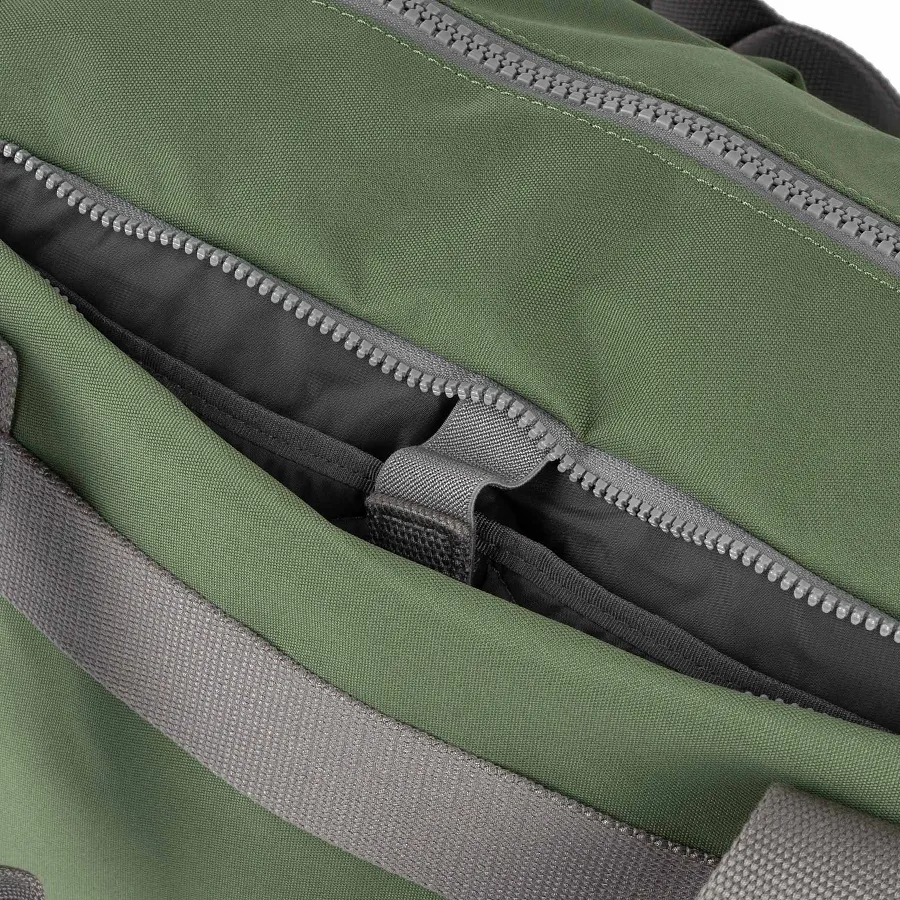 Gatwick Recycled Canvas Travel Bag / Medium