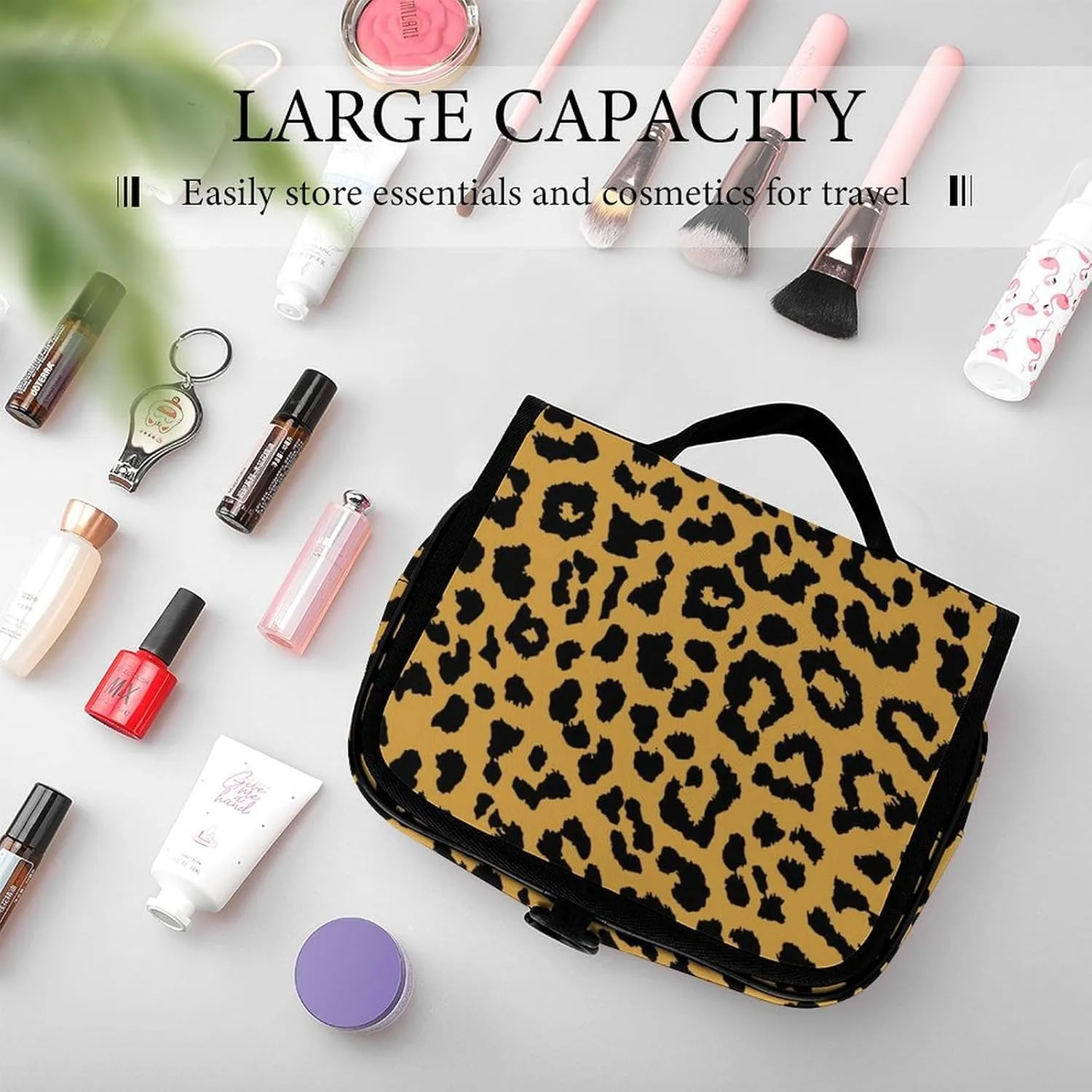 Hanging Toiletry Bag for Travel, Wild Animal Cheetah Leopard Print Yellow Large Capacity Waterproof Cosmetic Bag, Portable Makeup Pouch Organizer for Bathroom Shower