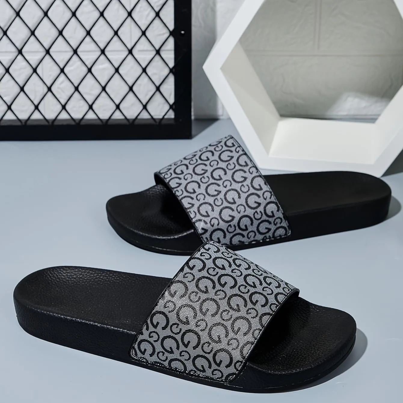 Men's Trendy Open Toe Slippers, Breathable Lightweight Non-Slip Slippers for Indoor Outdoor Beach Vacation