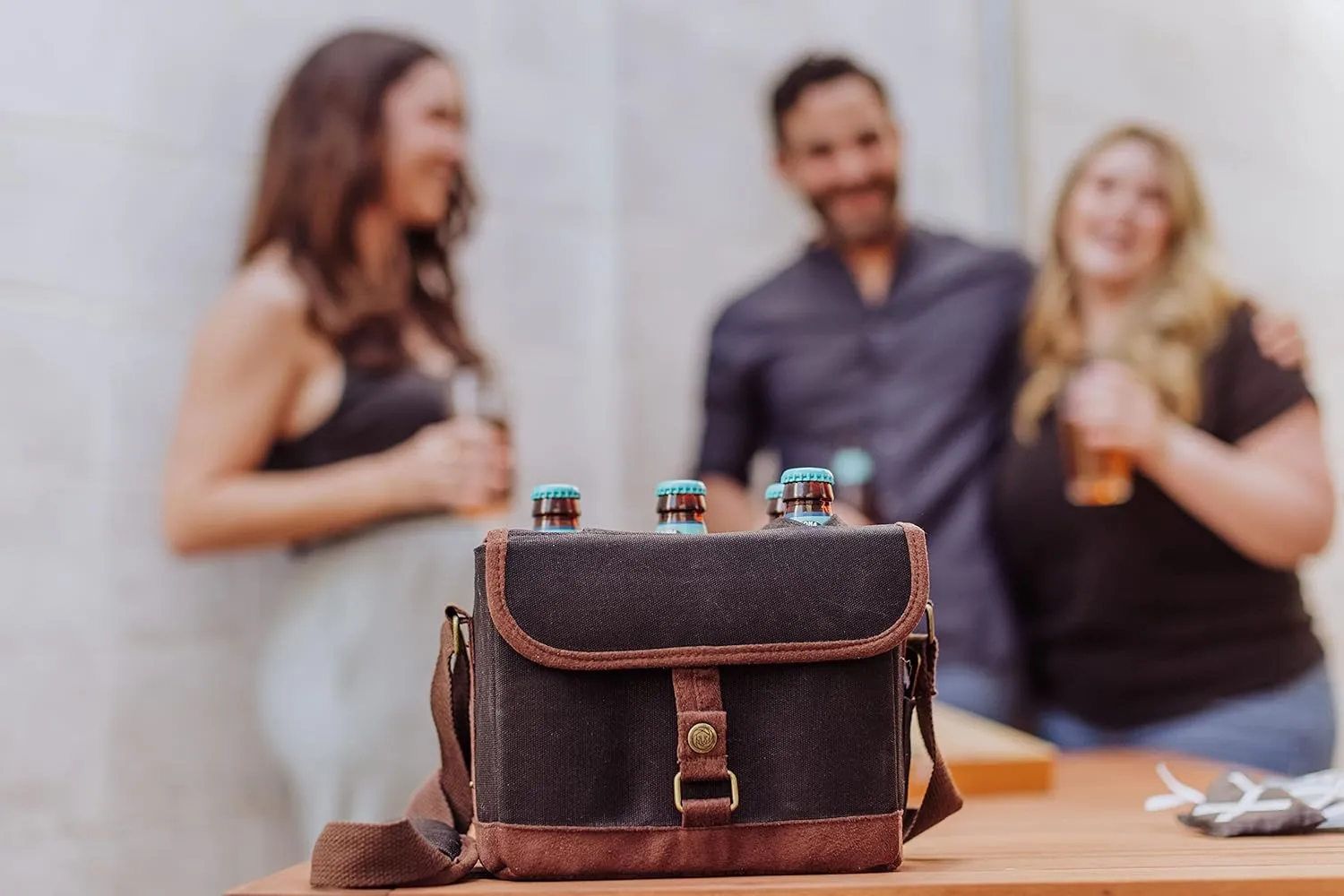 PICNIC TIME Beer Caddy with Beer Bottle Opener, 6-Pack Drink Caddy, Beer Cooler Tote, Beer Gifts for Men, (Black with Brown Accents)