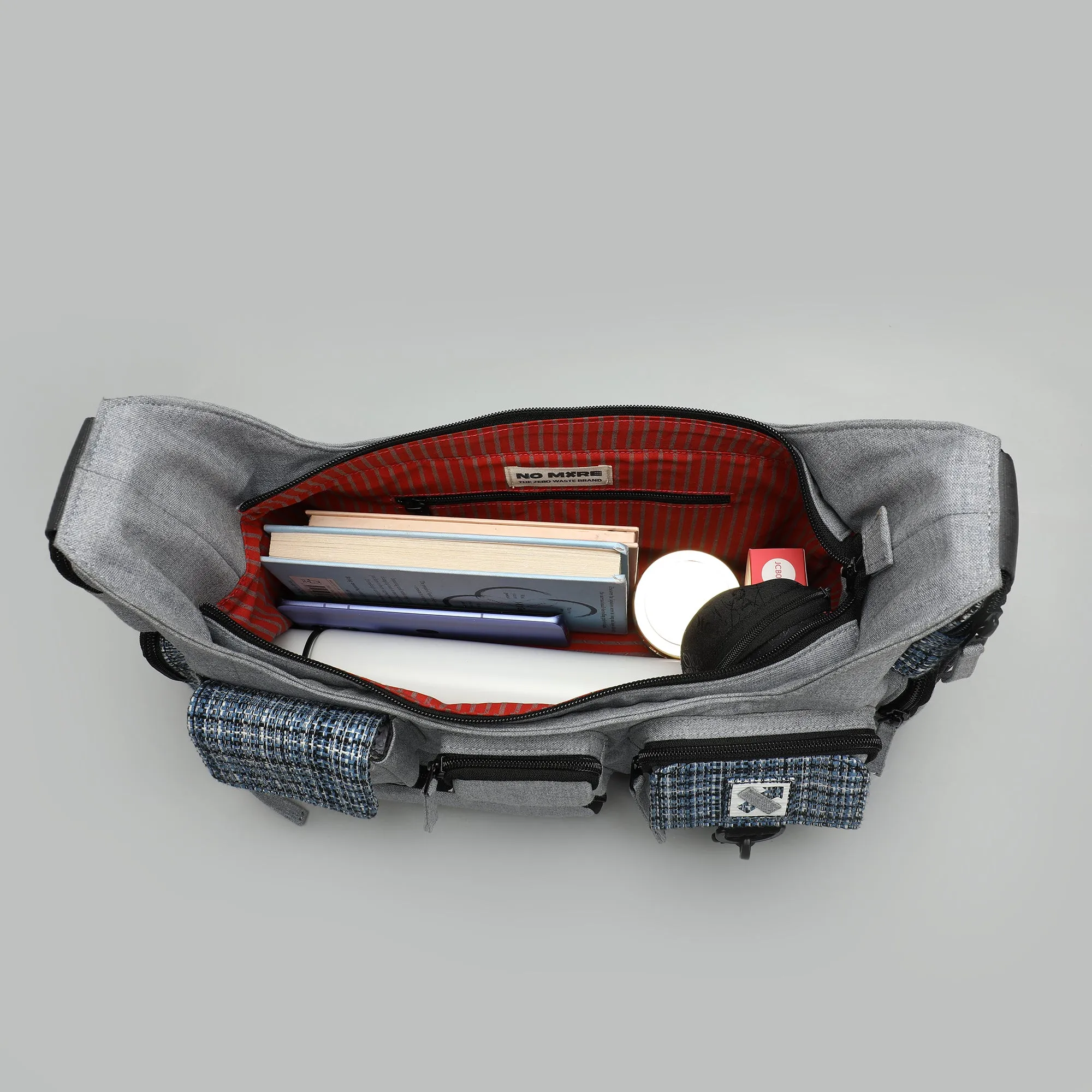 POCKET CLUSTER 306.15 MESSENGER BAG