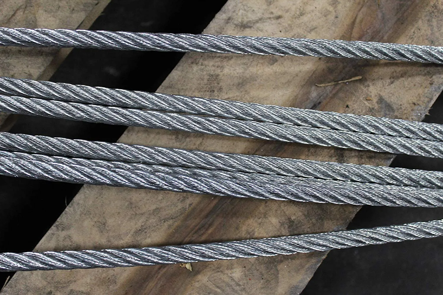 Single Leg Wire Rope Sling | 2.5 Ton Vertical Rated Capacity | Flemish Eye Loop to Heavy-Duty Thimble | 1/2" Dia. | 8' Length | EIPS 6x25 IWRC | Hanes Supply (HSI) Heavy Duty Rigging Cable