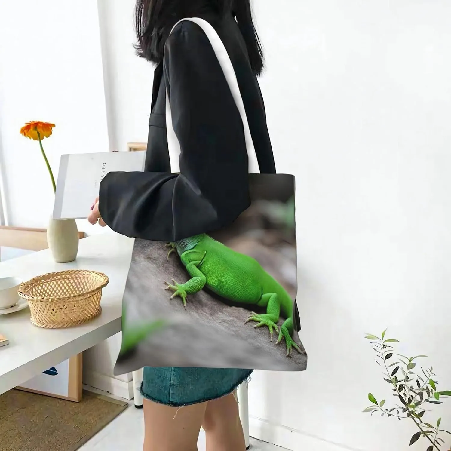 SSIMOO Ocean Sailing Fashion Canvas Tote Bag-Personalized Handbag,Multifunctional Bag,Elegant And Minimalist