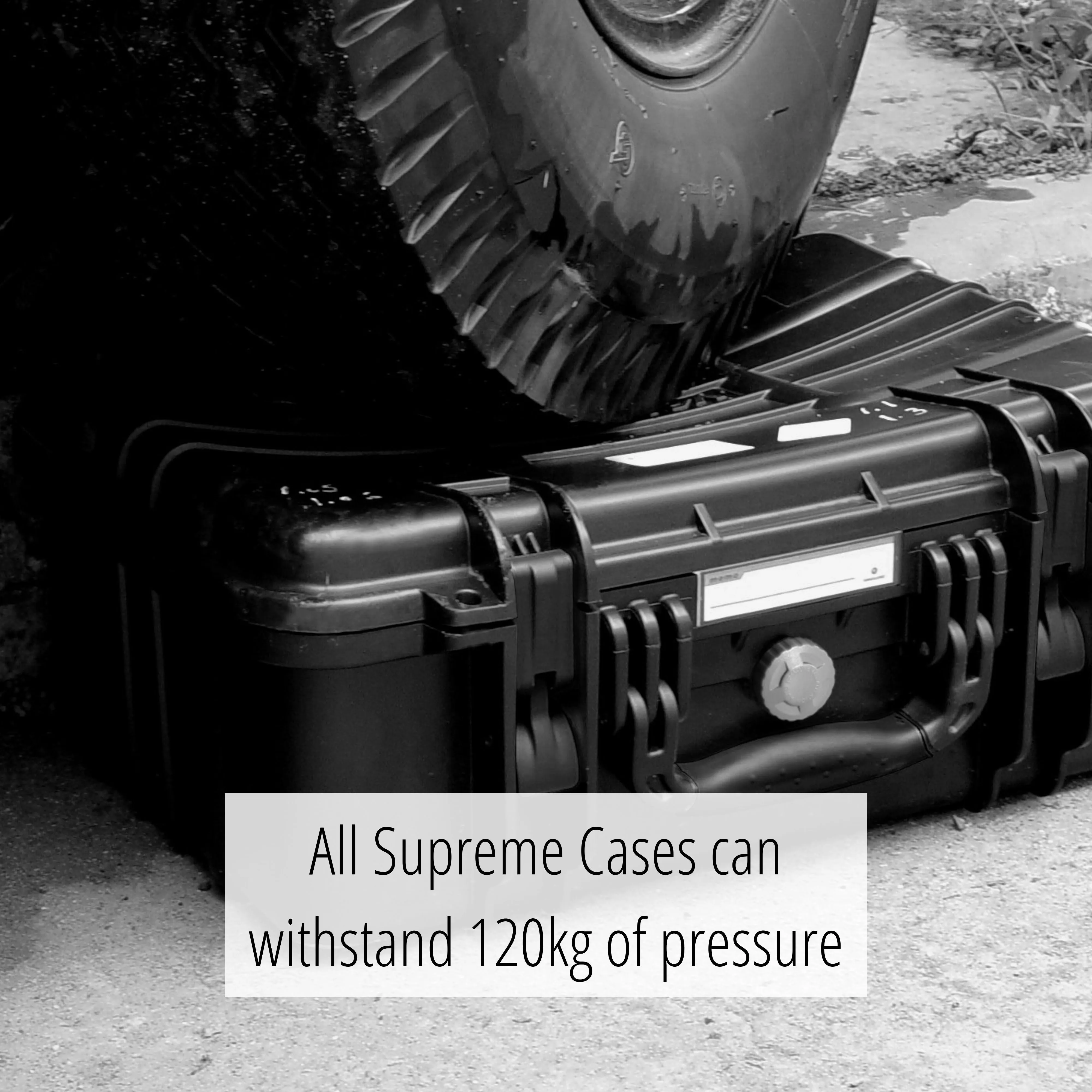 SUPREME 40D Ultra-Tough 22 Litre Waterproof Case (Removable 14.5 Litre Divider Bag)