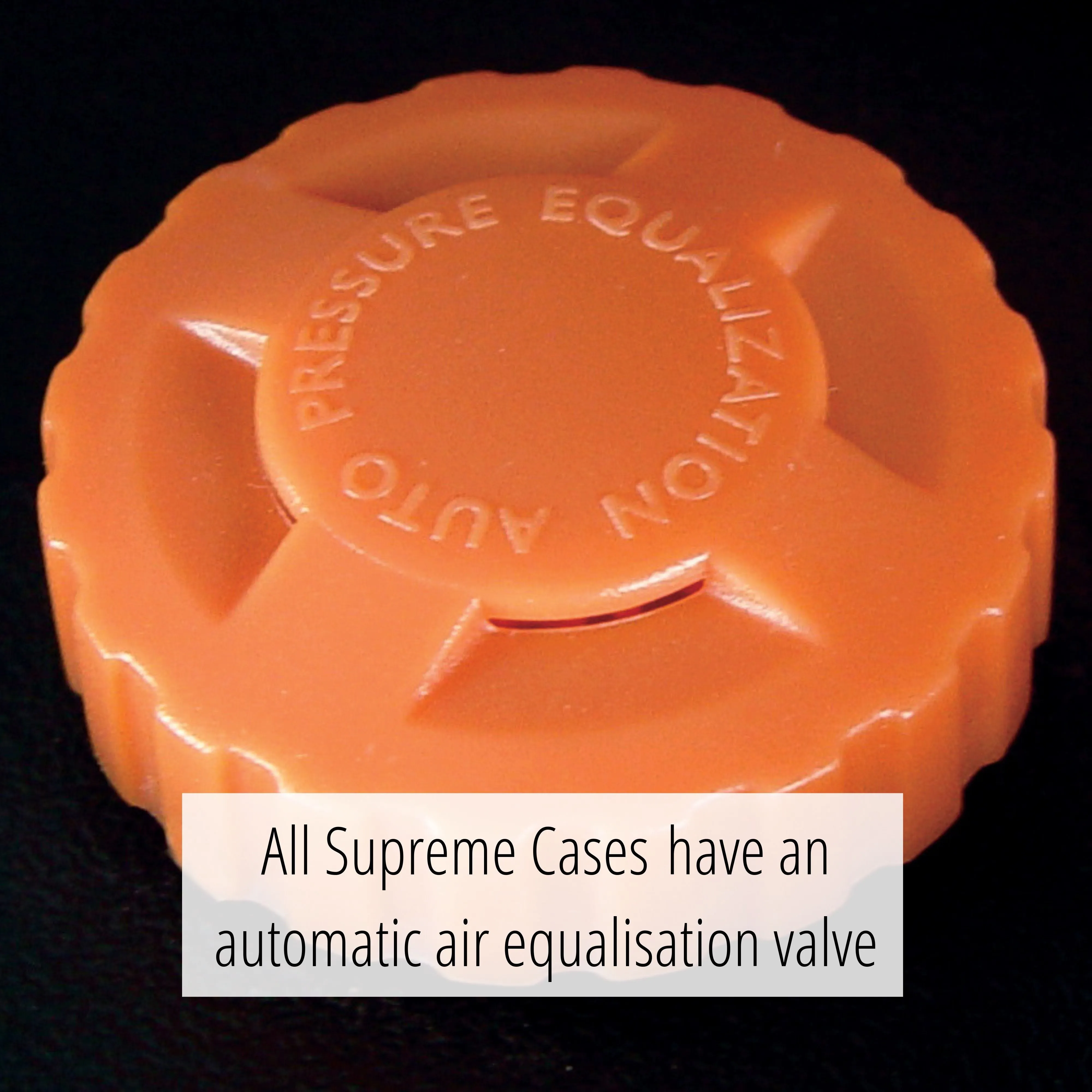 SUPREME 46D Ultra-Tough 37.5 Litre Waterproof Case (Removable 25 Litre Divider Bag)