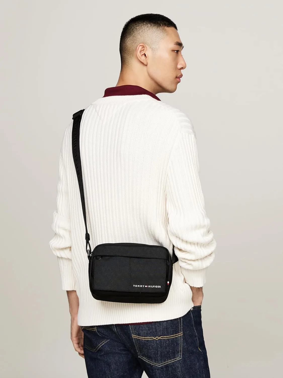Tommy Hilfiger Element Small Messenger Bag
