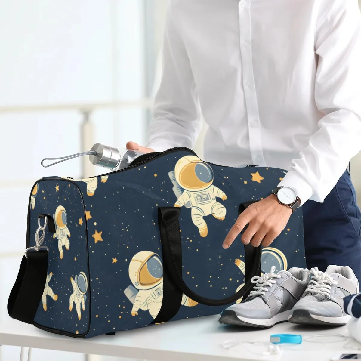 Travel Duffle Bag Cute Astronauts Gym Bags for Men Women Travel Duffel Bags with Adjustable Shoulder Strap Carry On Weekender Bag