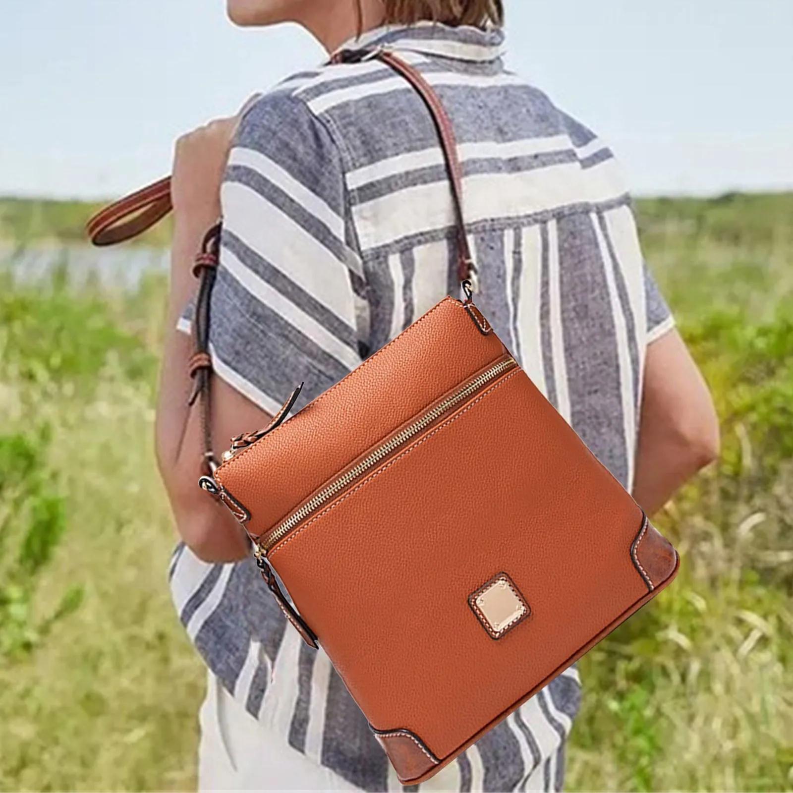 Trixie | Women's Retro Sling Bag