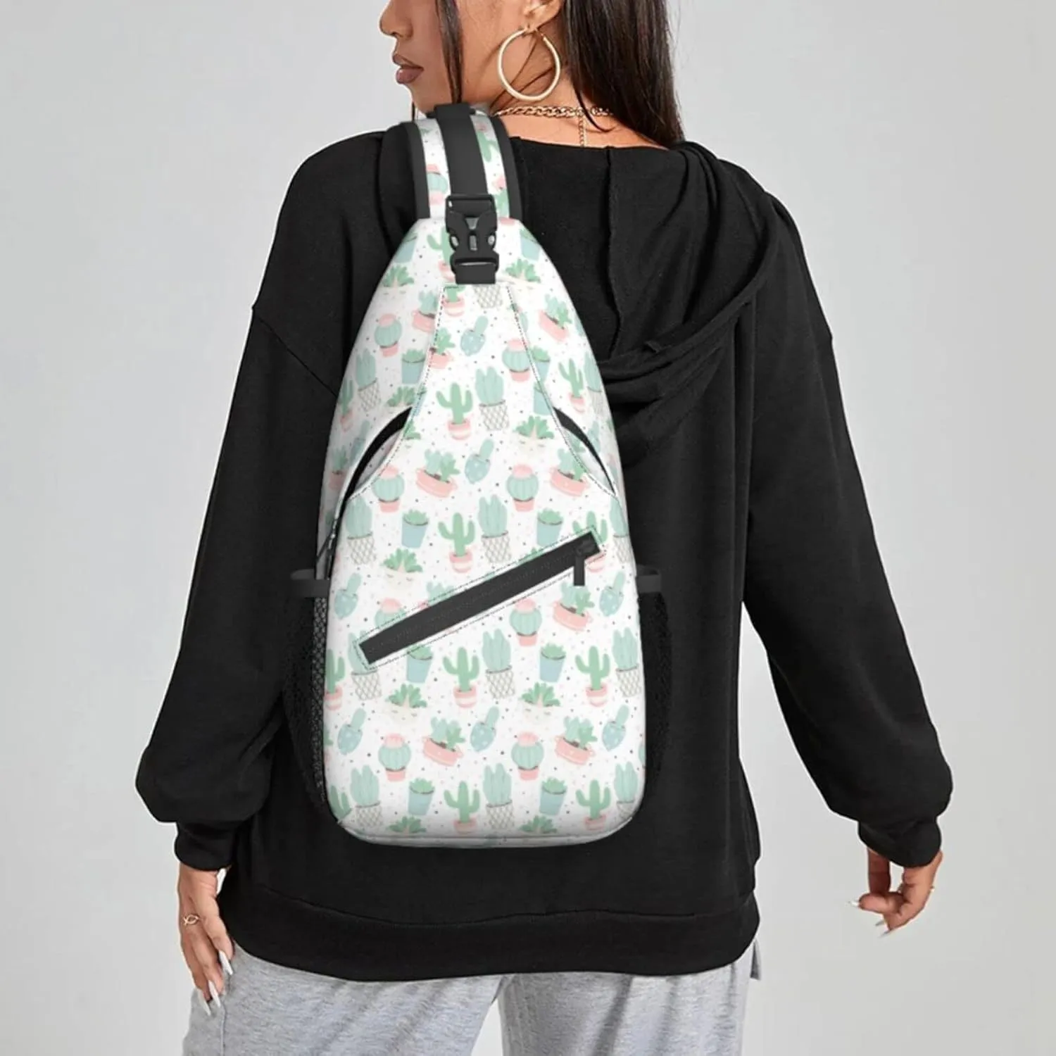 Women Cute Cacti Succulents Pattern Crossbody Sling Backpack for Men Chest Bag Shoulder Bag Lightweight One Strap Backpack Travel Outdoor Daypack