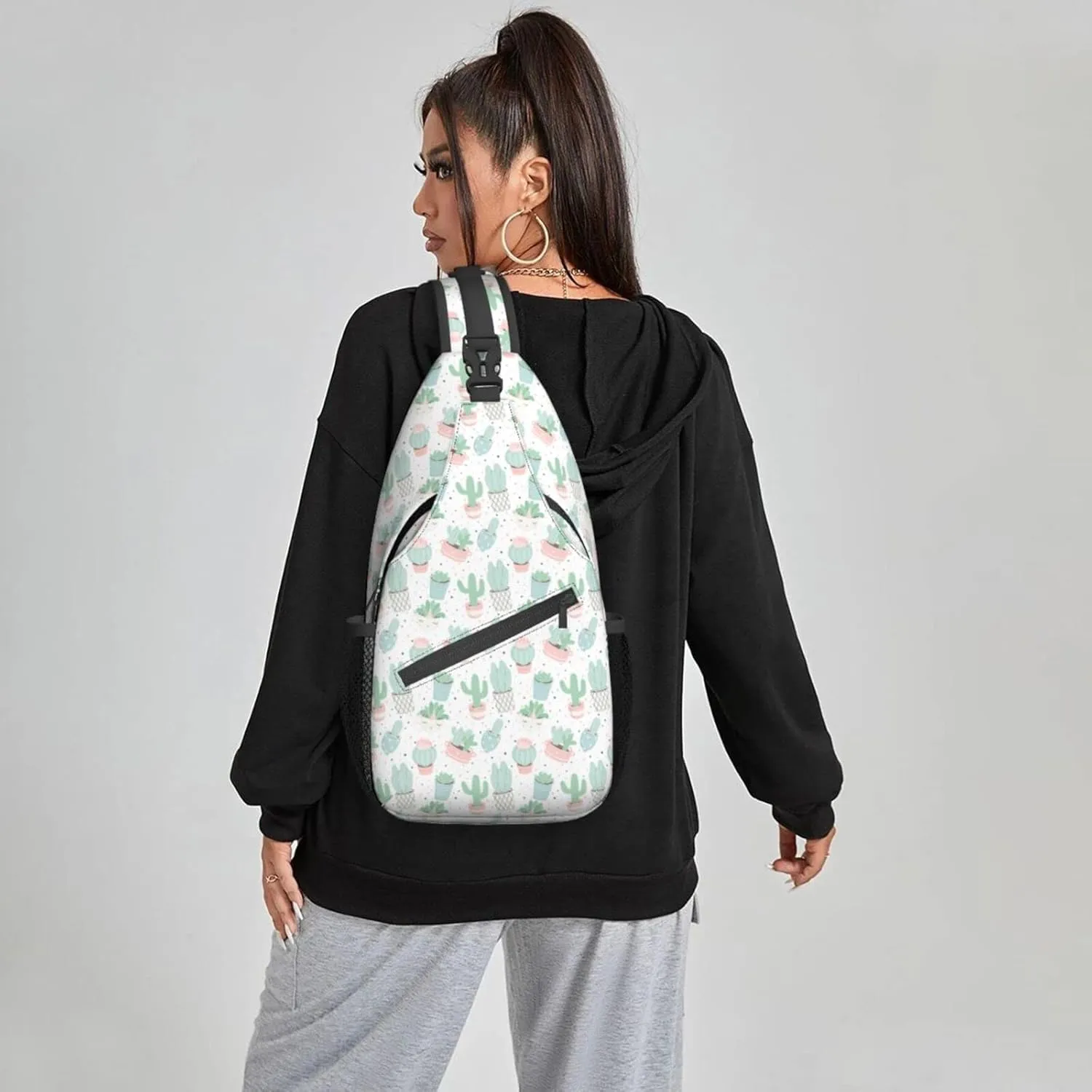 Women Cute Cacti Succulents Pattern Crossbody Sling Backpack for Men Chest Bag Shoulder Bag Lightweight One Strap Backpack Travel Outdoor Daypack