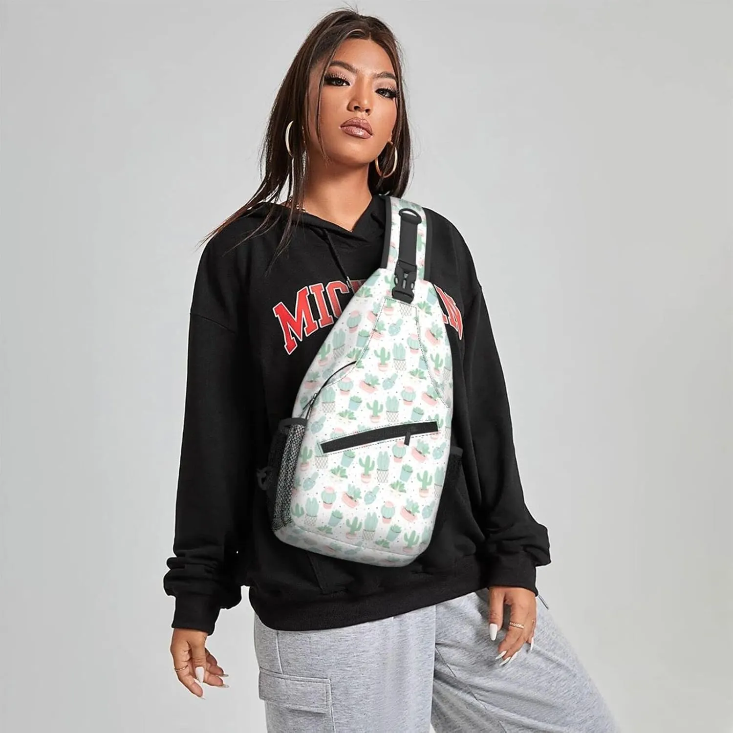 Women Cute Cacti Succulents Pattern Crossbody Sling Backpack for Men Chest Bag Shoulder Bag Lightweight One Strap Backpack Travel Outdoor Daypack