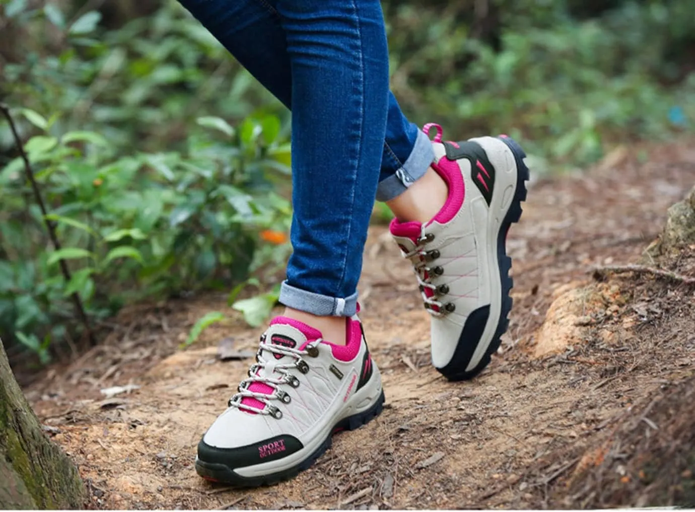 Women's Hiking Shoes Breathable Anti Slip Outdoor Ankle Boots Trekking Sneakers