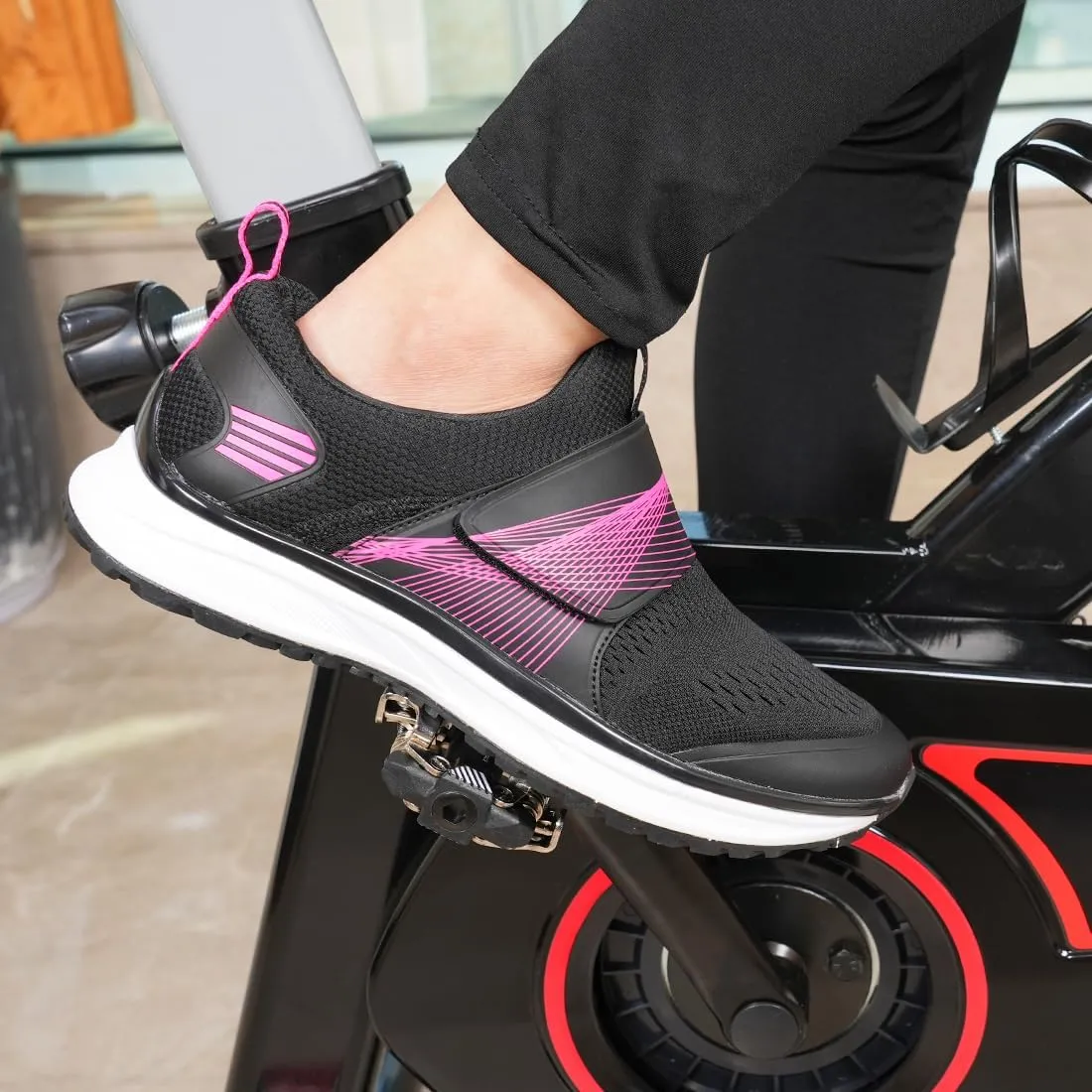 Women's Indoor and Outdoor Cycling Shoes - Comfortable and Breathable - Compatible With SPD Cleats